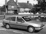 Vauxhall Cavalier GL Hatchback 1988 года